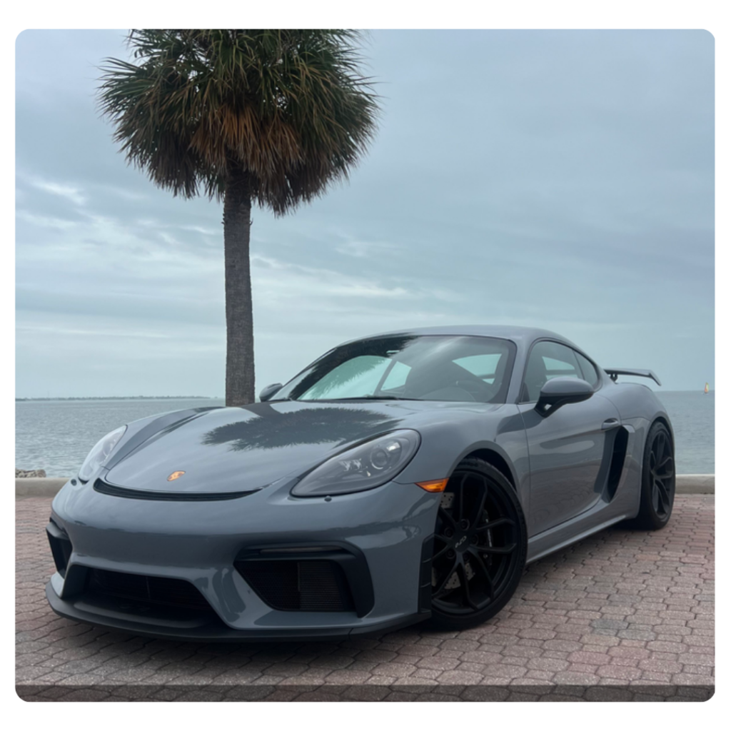 Porche GT4